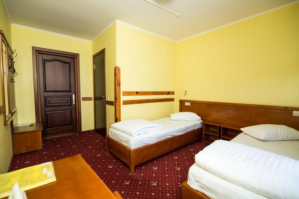 Shelter Hotel & Restaurant Kolodezhno ภายนอก รูปภาพ