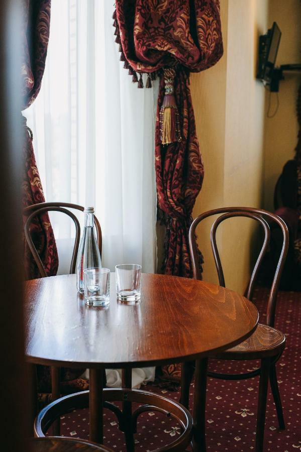 Shelter Hotel & Restaurant Kolodezhno ภายนอก รูปภาพ
